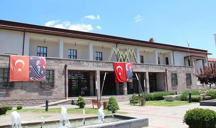 Musiki Muallim Mektebi 100 yaşında