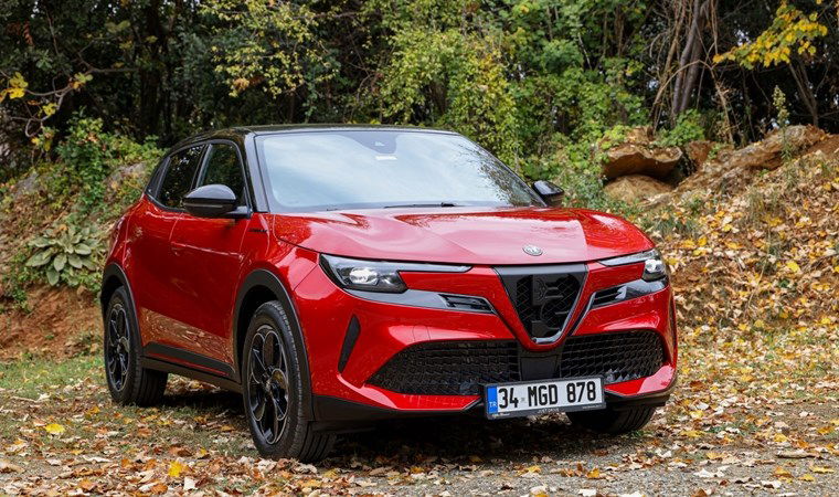 Tasarım ödüllü Alfa Romeo Junior Elettrica Speciale incelemesi!