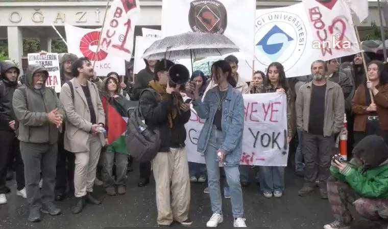 Boğaziçililer 'Finans Zirvesi'ni protesto etti