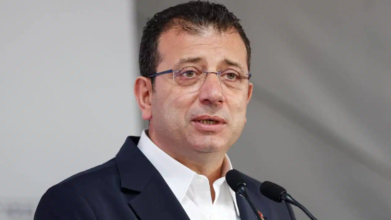 İmamoğlu'nun gözleri doldu!